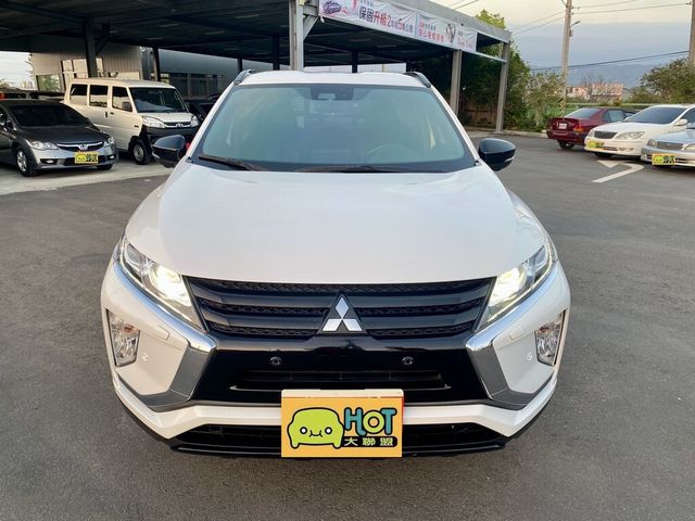 MITSUBISHI三菱 ECLIPSE  第3張相片