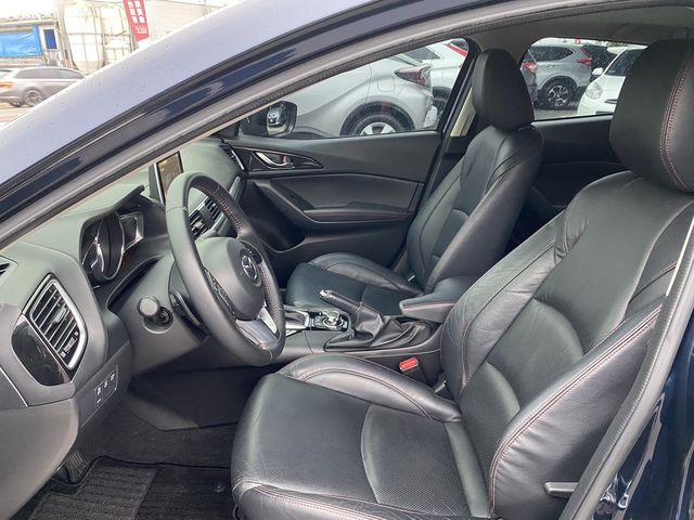 MAZDA馬自達 MAZDA 3  第6張相片