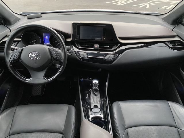 TOYOTA豐田 C-HR  第5張相片