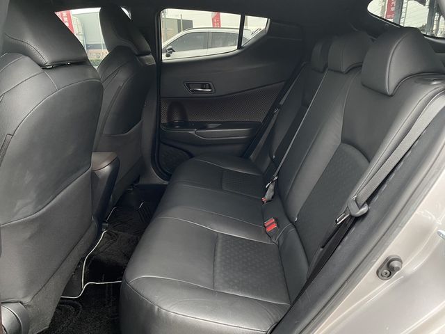 TOYOTA豐田 C-HR  第7張相片