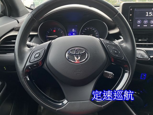 TOYOTA豐田 C-HR  第9張相片