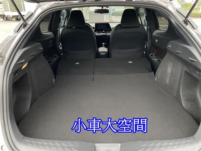 TOYOTA豐田 C-HR  第12張相片