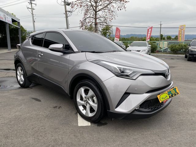 TOYOTA豐田 C-HR  第14張相片
