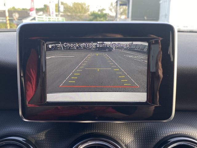 M-BENZ賓士 A180  第11張相片