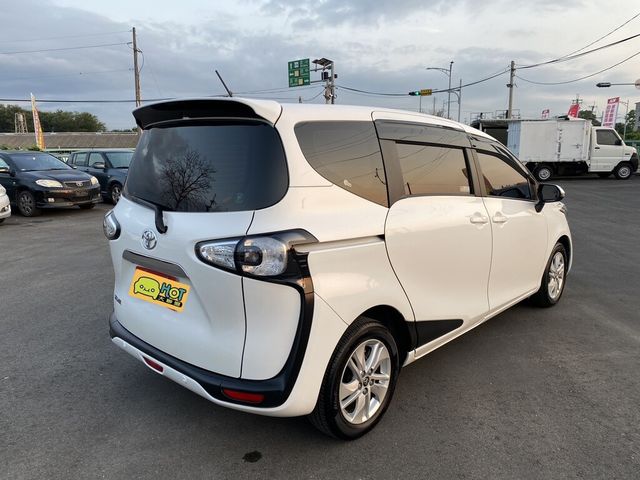 TOYOTA豐田 SIENTA  第2張相片