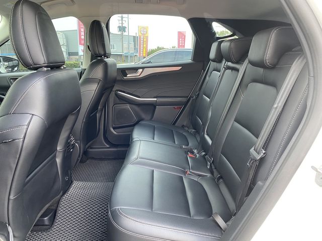 FORD福特 KUGA  第7張相片