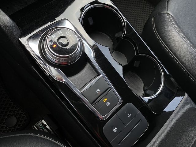 FORD福特 KUGA  第10張相片