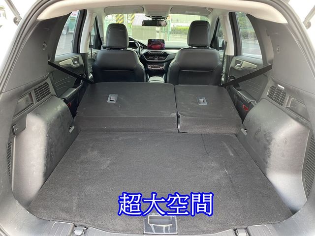 FORD福特 KUGA  第13張相片