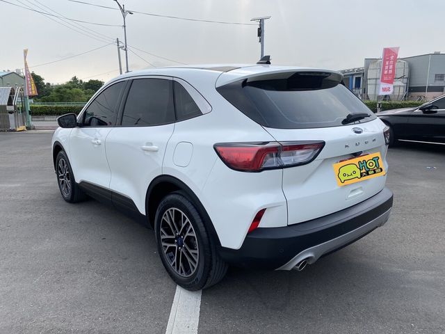 FORD福特 KUGA  第14張相片
