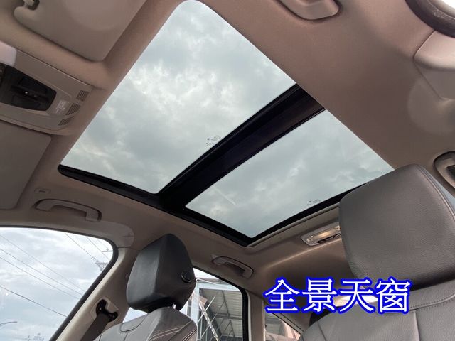 BMW寶馬 320I GT  第12張相片