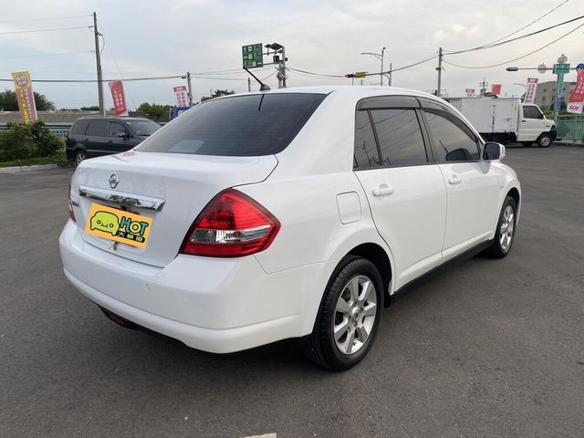 NISSAN日產 TIIDA  第2張相片