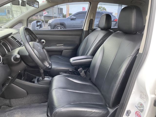 NISSAN日產 TIIDA  第6張相片