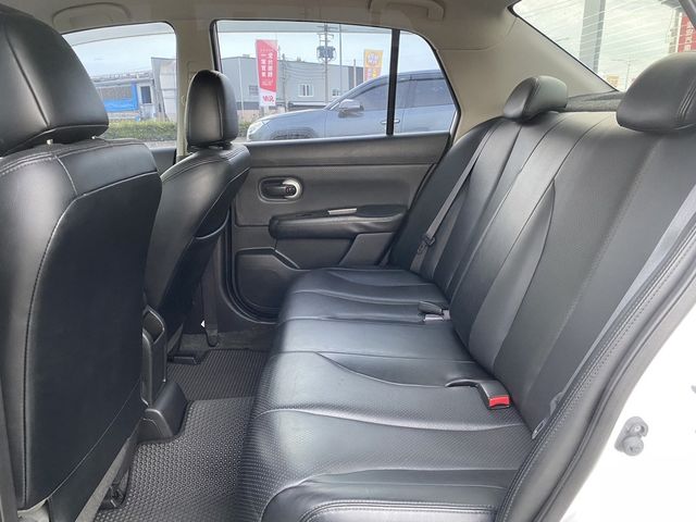 NISSAN日產 TIIDA  第7張相片