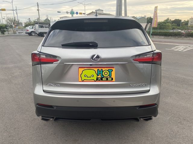 LEXUS凌志 NX200T  第4張相片