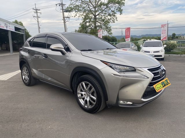 LEXUS凌志 NX200T  第16張相片