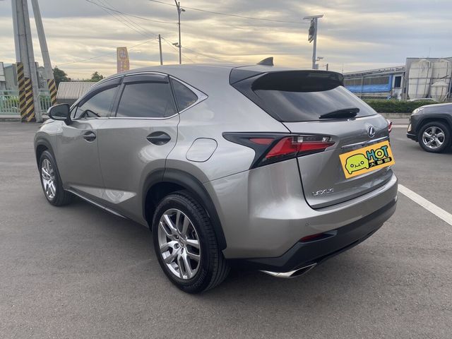 LEXUS凌志 NX200T  第17張相片