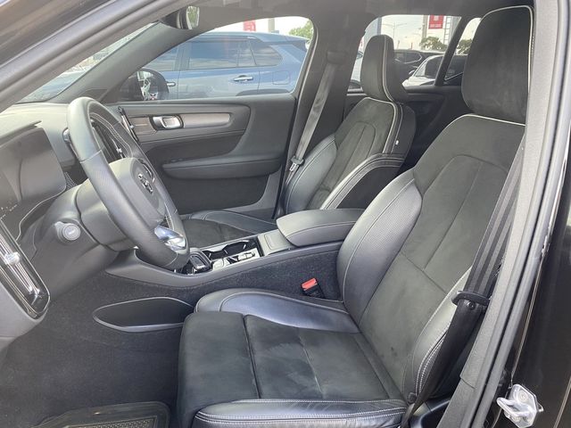 VOLVO富豪 XC40  第6張相片