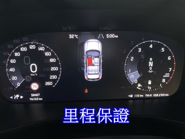 VOLVO富豪 XC40  第8張相片