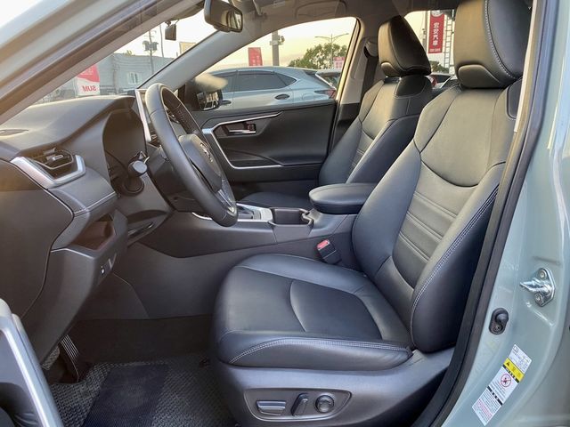 TOYOTA豐田 RAV4  第6張相片