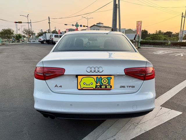 AUDI奧迪 A4  第4張相片