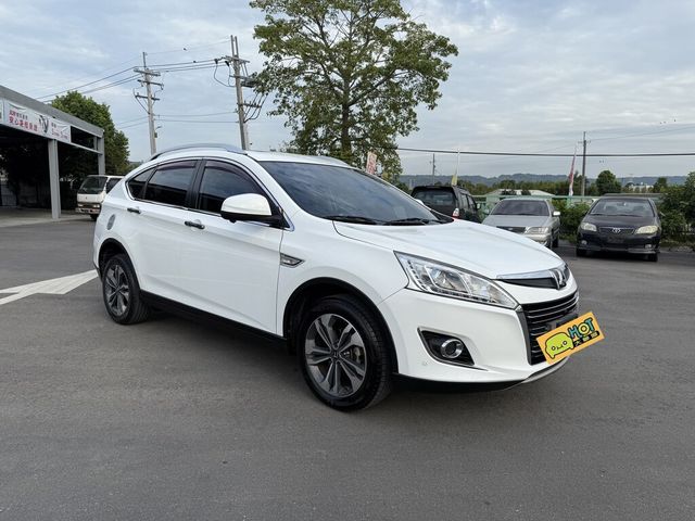 LUXGEN納智捷 U6 TURBO  第14張相片