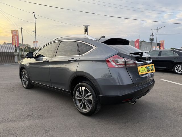 LUXGEN納智捷 U6 TURBO  第14張相片