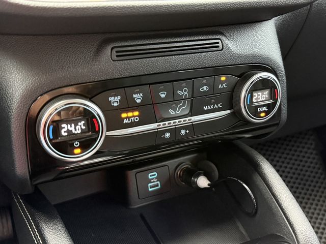 FORD福特 KUGA  第10張相片