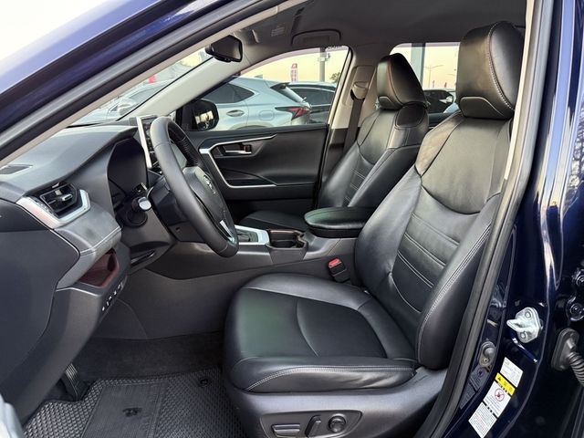 TOYOTA豐田 RAV4  第6張相片