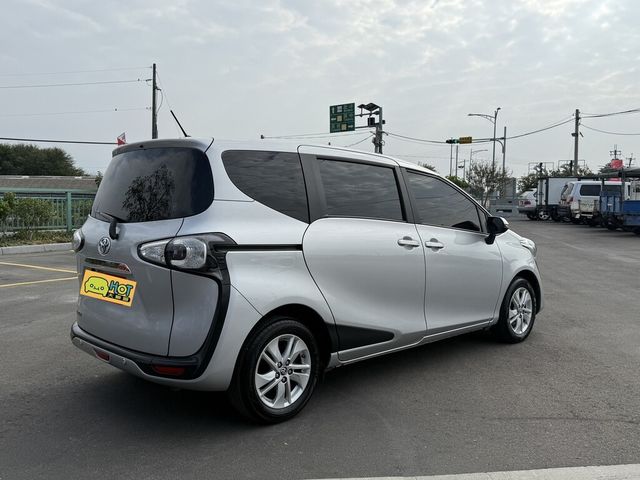 TOYOTA豐田 SIENTA  第2張相片