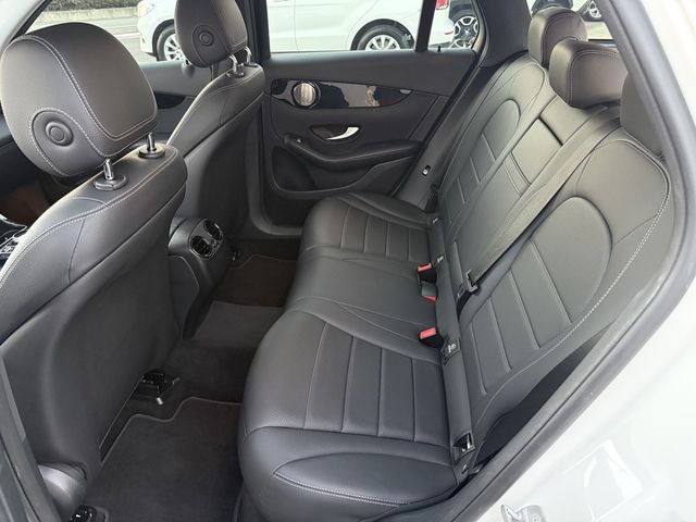 M-BENZ賓士 GLC220D  第7張相片