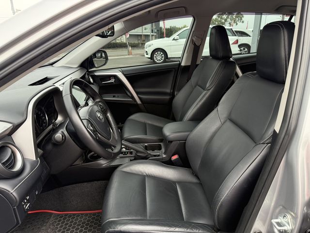 TOYOTA豐田 RAV4  第6張相片