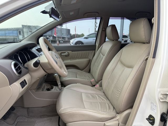 NISSAN日產 LIVINA  第6張相片