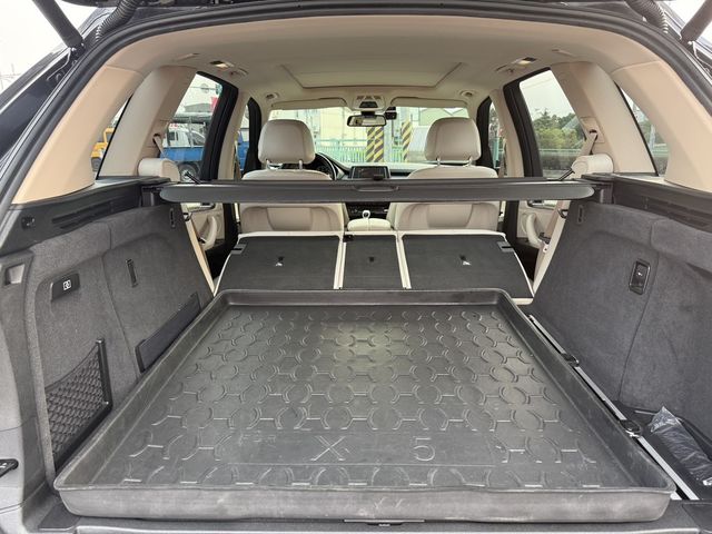 BMW寶馬 X5 XDRIVE25D  第14張相片