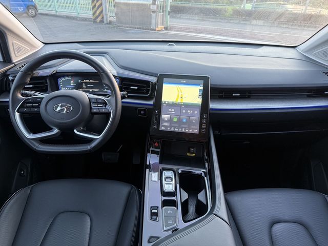 HYUNDAI現代 CUSTIN  第5張相片