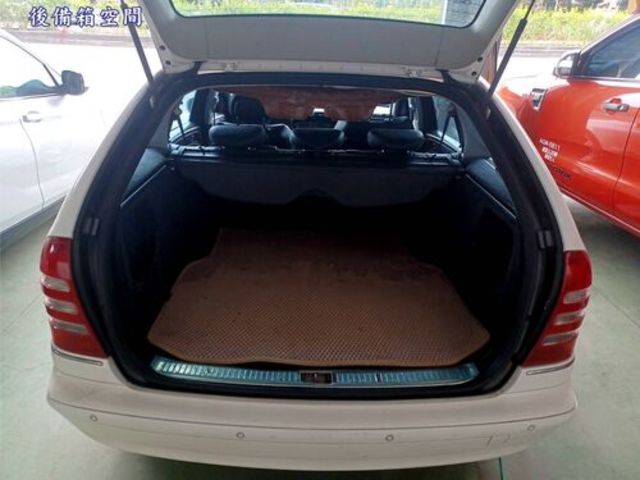 M-BENZ賓士 C240  第6張相片