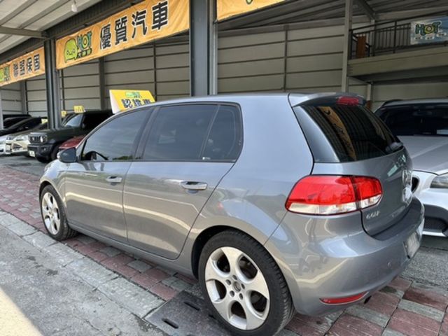 VOLKSWAGEN福斯 GOLF  第2張相片