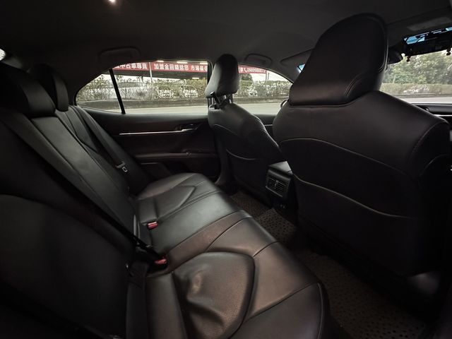 TOYOTA豐田 CAMRY HYBRID  第11張相片
