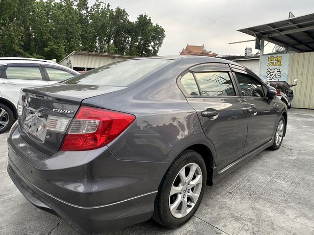 HONDA本田 CIVIC  第2張相片