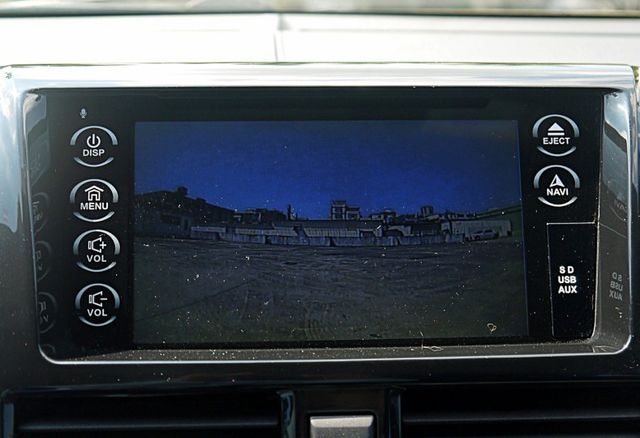 ✅YARIS ✅影音特式版 ✅ LED日行燈 ✅衛星導航 ✅可認證  第10張相片