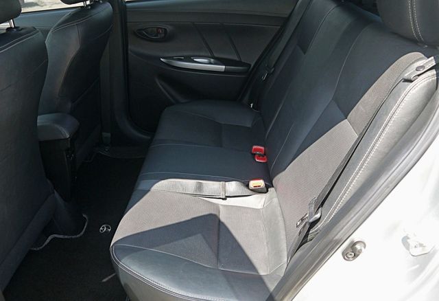 ✅YARIS ✅影音特式版 ✅ LED日行燈 ✅衛星導航 ✅可認證  第12張相片