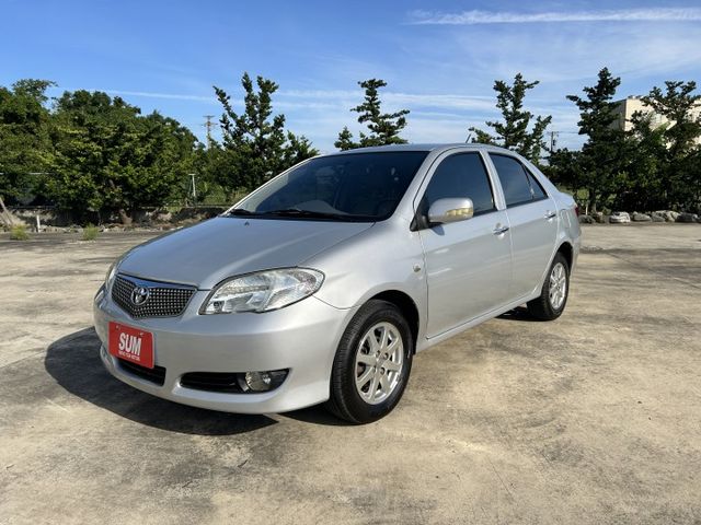 ✅VIOS 1.5E ✅多達十處置物空間 ✅電動收折後視鏡 ✅木紋飾板 ✅全車原廠地墊 ✅可認證  第1張相片