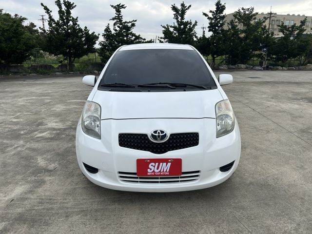 ✅YARIS ✅E版 ✅經典都會用車 ✅後座椅背15度傾斜調整 ✅剛落地新胎皮 ✅新鮮人的首選 ✅可認證✅高妥善低油耗  第2張相片