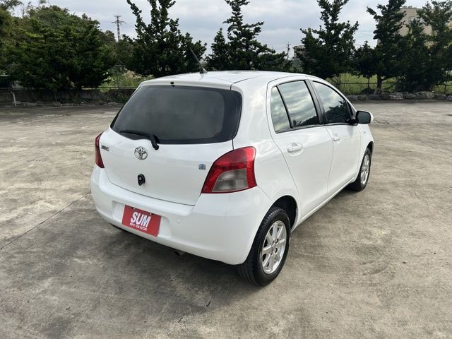 ✅YARIS ✅E版 ✅經典都會用車 ✅後座椅背15度傾斜調整 ✅剛落地新胎皮 ✅新鮮人的首選 ✅可認證✅高妥善低油耗  第4張相片