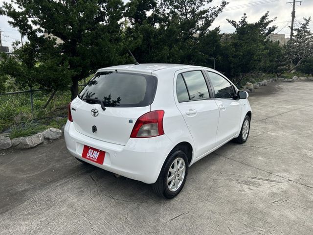 ✅YARIS ✅E版 ✅經典都會用車 ✅後座椅背15度傾斜調整 ✅剛落地新胎皮 ✅新鮮人的首選 ✅可認證✅高妥善低油耗  第10張相片