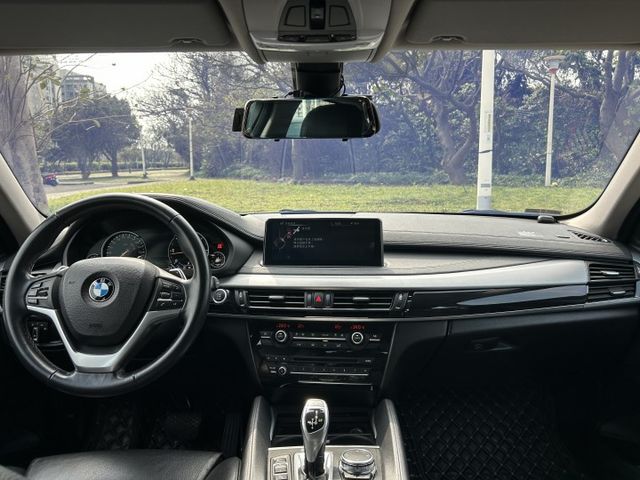 ✅ X6 ✅ xDrive30d ✅柴油直列六缸引擎258匹馬力 ✅可變四傳 ✅電動尾門 ✅環景系統 ✅HUD抬顯  第9張相片