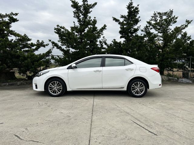 ✅Corolla Altis ✅1.8尊爵版 ✅I-KEY ✅6/4分離傾倒 ✅CVT-i變速系統 ✅高妥善率 ✅可認證  第2張相片