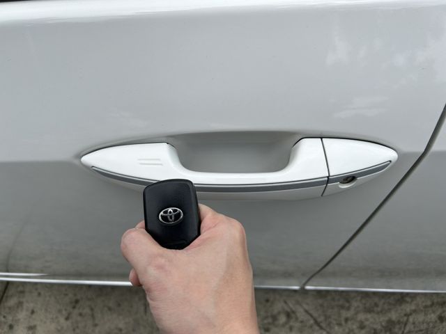 ✅Corolla Altis ✅1.8尊爵版 ✅I-KEY ✅6/4分離傾倒 ✅CVT-i變速系統 ✅高妥善率 ✅可認證  第19張相片