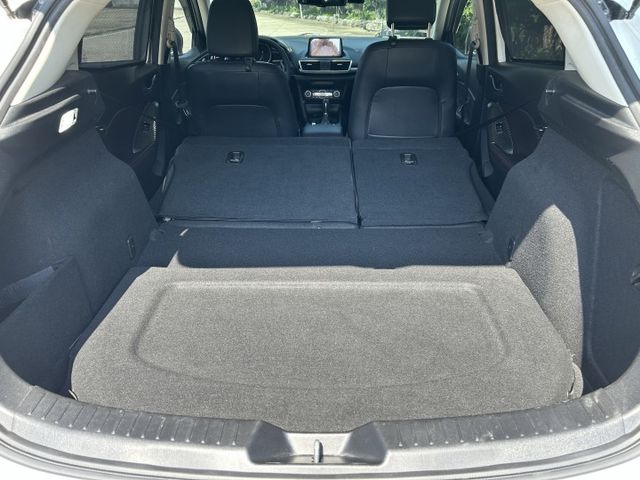 ✅ Mazda 3 5D 2.0 旗艦型 ✅I-KEY ✅電子手煞 ✅Bose音響 ✅LED頭燈 ✅全車原鈑件 ✅可認證  第17張相片