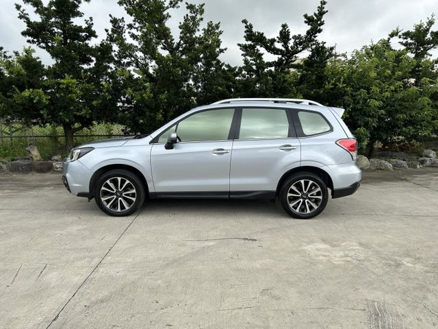✅FORESTER ✅2.0 i-L ✅水平對臥自然進氣引擎 ✅Keyless ✅電動尾門 ✅兩組駕駛座記憶 ✅原鈑件  第2張相片