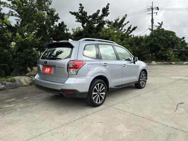 ✅FORESTER ✅2.0 i-L ✅水平對臥自然進氣引擎 ✅Keyless ✅電動尾門 ✅兩組駕駛座記憶 ✅原鈑件  第6張相片